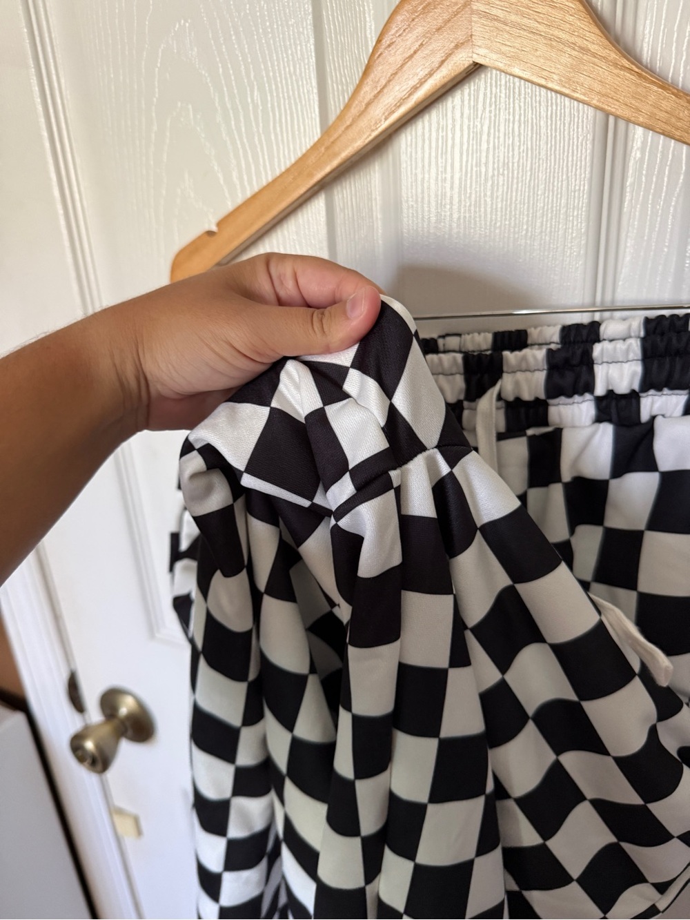 Black & White Checkerboard Wide-Leg Lightweight SweatPants Shein / Size M - Picture 4 of 7